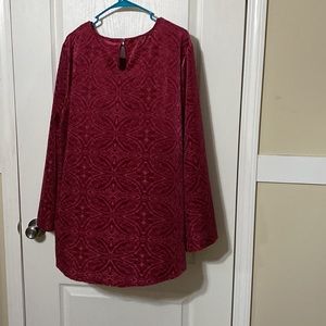 Cato’s Women’s Plus Size Top. 18/20